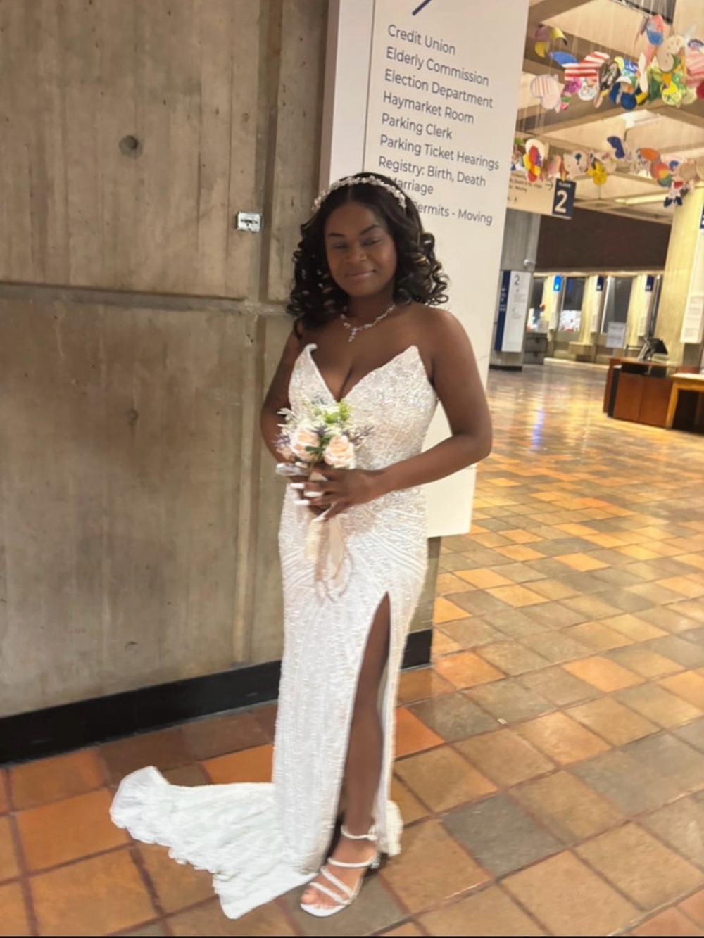 Ivory Sequin V-Neck Wedding Dress - Brand Unspecified - Picture 6 of 7